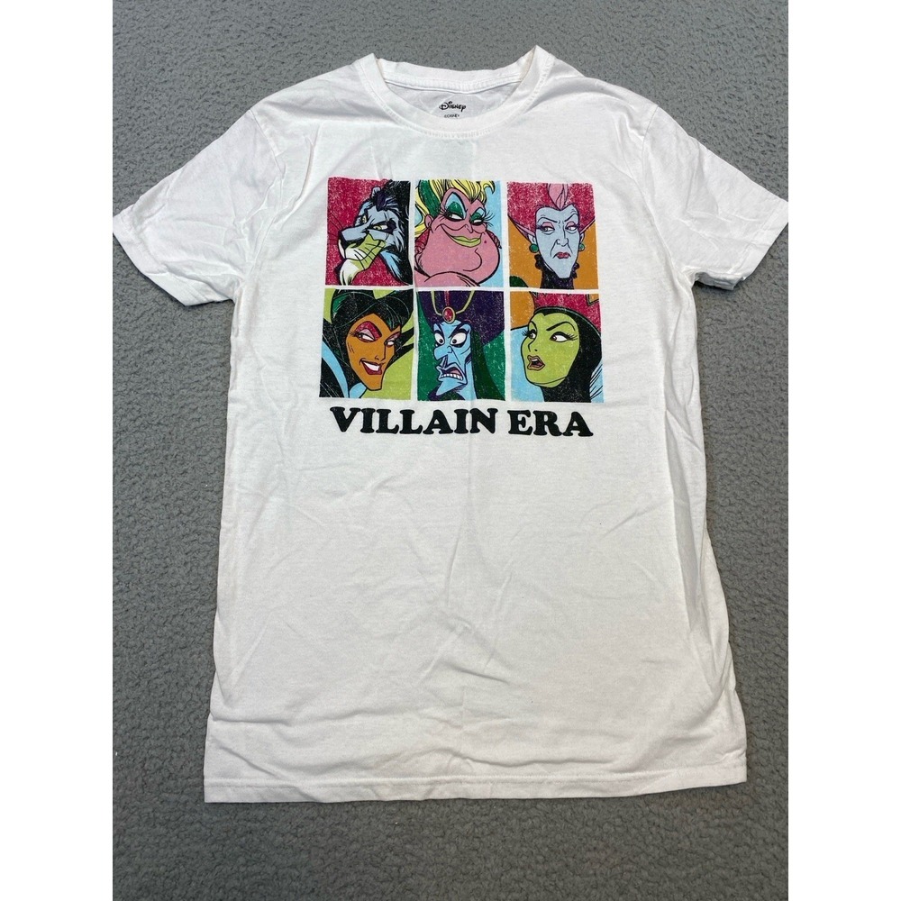 Disney Villains Era T Shirt Women's S Knit White Graphic Evil Queens Witches